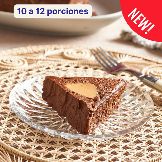 Bomba de Chocolate Manjar (Triángulo de mousse de chocolate rellena de manjar casero)