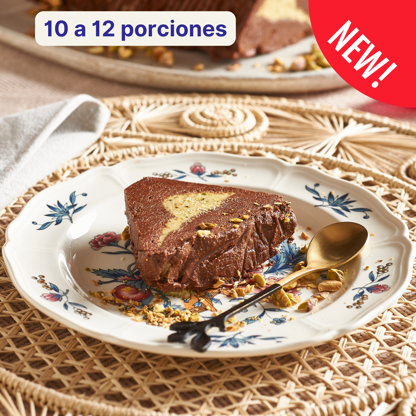 Bomba de Chocolate Dubai (Triángulo de mousse de chocolate rellena de crema de pistacho)