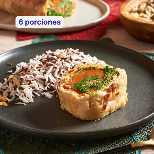 Rollo de salmón envuelto en masa filo